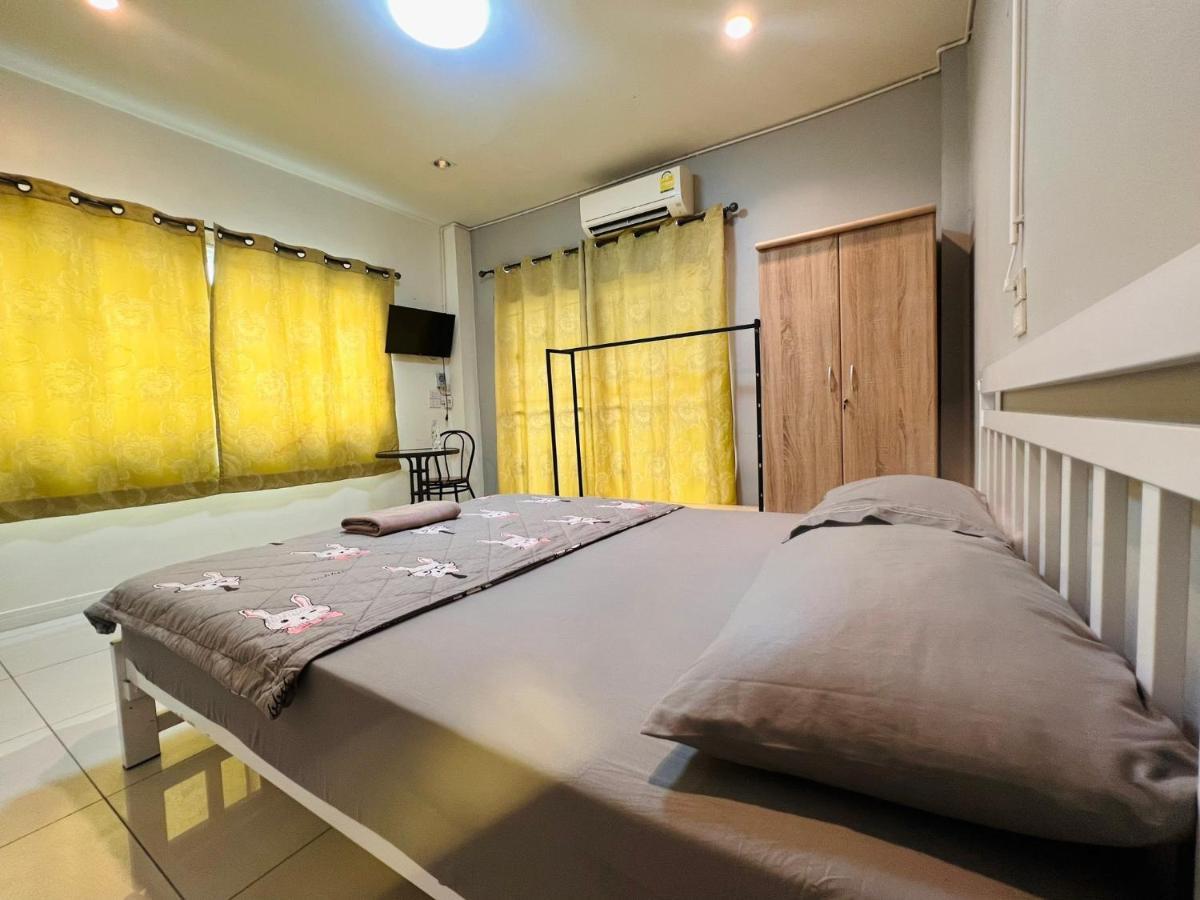 Aekkalukthai Hostel ระยอง ภายนอก รูปภาพ